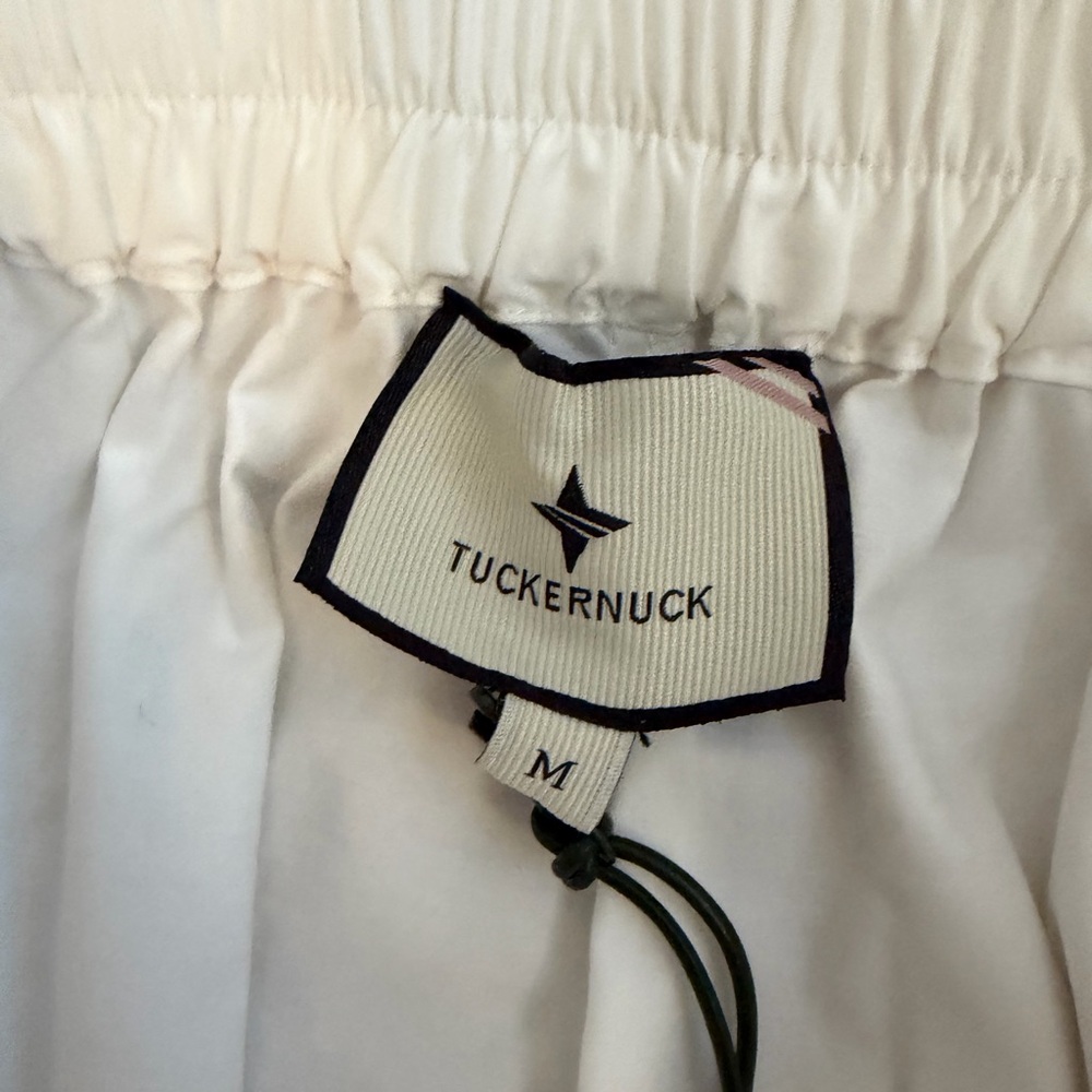 Tuckernuck NWT Women's 100% Cotton Embroidered Alex Shorts White Medium Vacation - Picture 5 of 10